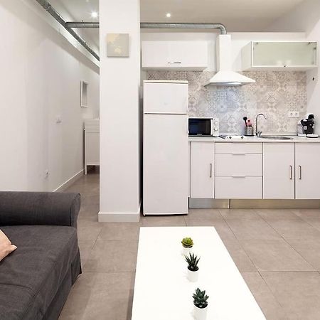 Loft Next To Calle Betis, Best Area Of Seville-Sevillarooms Bagian luar foto